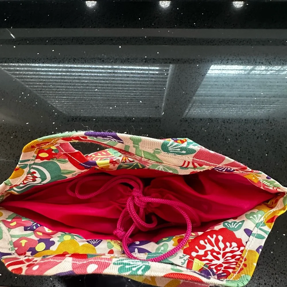 Lily Bloom Floral Insulated Lunch Tote Bag - Vibrant Bird & Flower Print - Picture 13 of 13